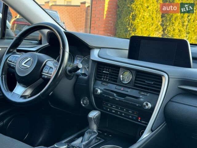 Білий Лексус РХ, об'ємом двигуна 2 л та пробігом 209 тис. км за 26950 $, фото 52 на Automoto.ua