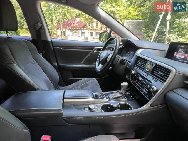 Білий Лексус РХ, об'ємом двигуна 2 л та пробігом 210 тис. км за 25899 $, фото 57 на Automoto.ua