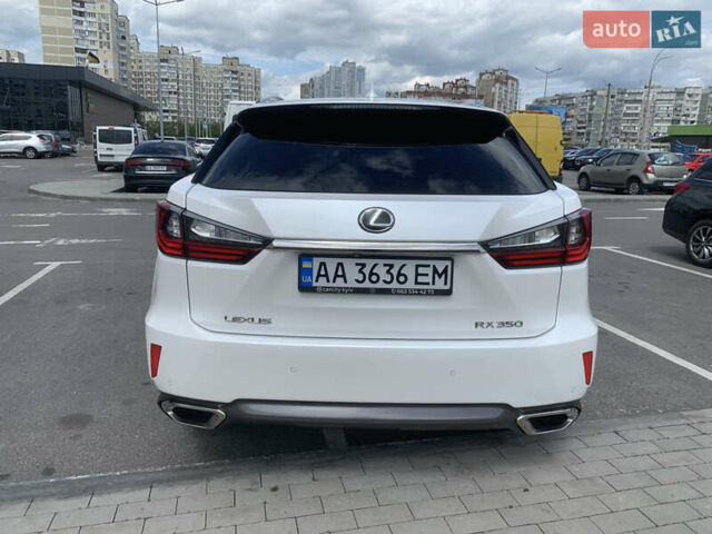 Белый Лексус РХ, объемом двигателя 3.46 л и пробегом 170 тыс. км за 32900 $, фото 4 на Automoto.ua