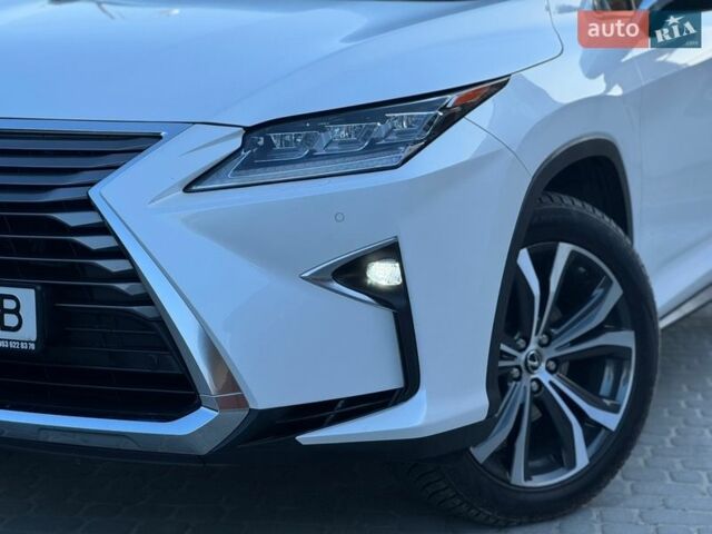 Білий Лексус РХ, об'ємом двигуна 2 л та пробігом 209 тис. км за 26950 $, фото 12 на Automoto.ua