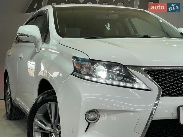 Белый Лексус РХ, объемом двигателя 3.46 л и пробегом 81 тыс. км за 25900 $, фото 1 на Automoto.ua