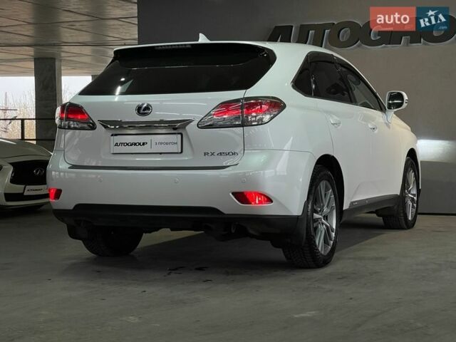 Белый Лексус РХ, объемом двигателя 3.46 л и пробегом 81 тыс. км за 25900 $, фото 21 на Automoto.ua