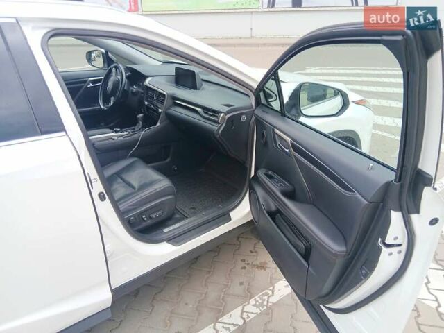 Лексус РХ 2015 в Киеве на Automoto.ua Белый Лексус РХ, объемом двигателя 2 л и пробегом 161 тыс. км за 32500 $, фото 29 на Automoto.ua