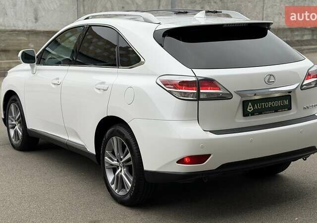 Белый Лексус РХ, объемом двигателя 3.46 л и пробегом 158 тыс. км за 20000 $, фото 5 на Automoto.ua