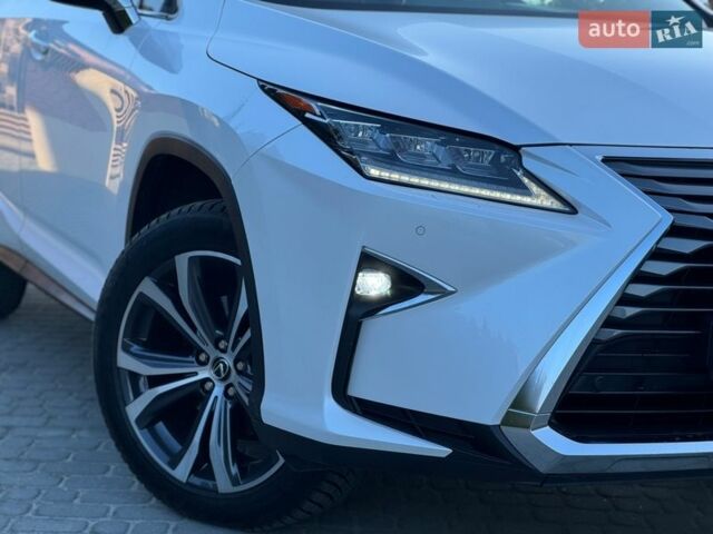Білий Лексус РХ, об'ємом двигуна 2 л та пробігом 209 тис. км за 26950 $, фото 7 на Automoto.ua