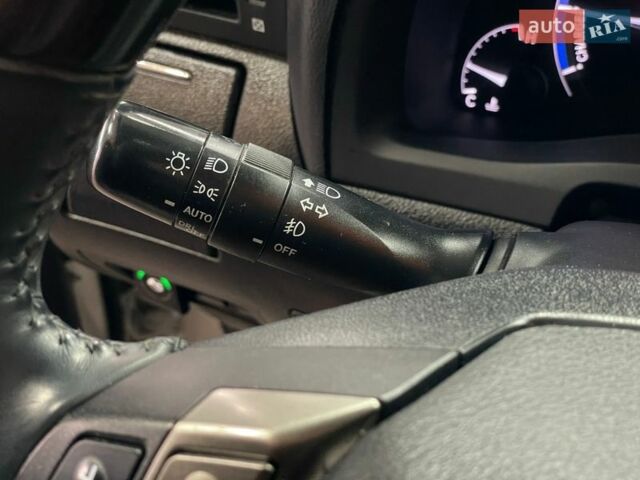 Белый Лексус РХ, объемом двигателя 3.46 л и пробегом 81 тыс. км за 25900 $, фото 13 на Automoto.ua