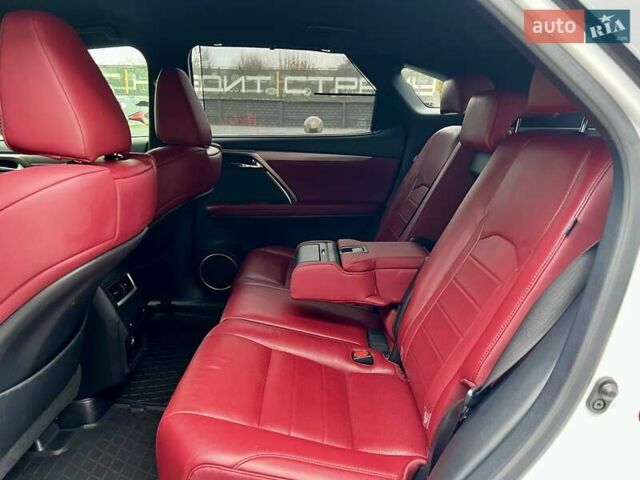 Белый Лексус РХ, объемом двигателя 2 л и пробегом 69 тыс. км за 31900 $, фото 32 на Automoto.ua