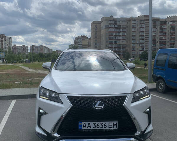 Белый Лексус РХ, объемом двигателя 3.46 л и пробегом 170 тыс. км за 32900 $, фото 1 на Automoto.ua