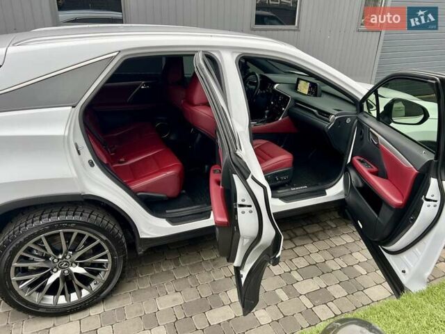 Белый Лексус РХ, объемом двигателя 2 л и пробегом 69 тыс. км за 31900 $, фото 65 на Automoto.ua