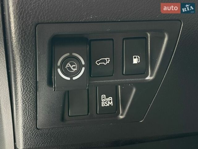 Белый Лексус РХ, объемом двигателя 3.46 л и пробегом 81 тыс. км за 25900 $, фото 14 на Automoto.ua