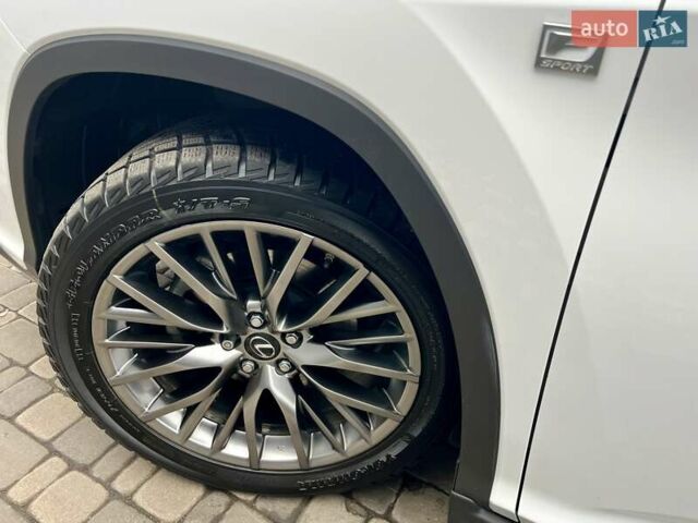 Белый Лексус РХ, объемом двигателя 2 л и пробегом 69 тыс. км за 31900 $, фото 56 на Automoto.ua