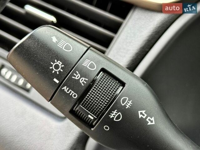 Білий Лексус РХ, об'ємом двигуна 2 л та пробігом 279 тис. км за 26900 $, фото 44 на Automoto.ua