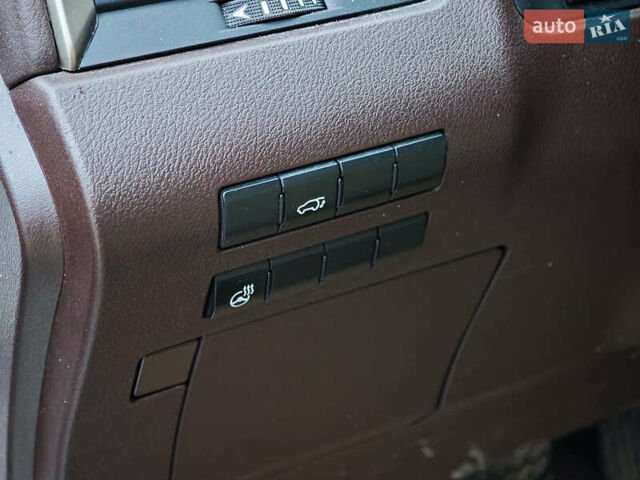 Белый Лексус РХ, объемом двигателя 3.5 л и пробегом 99 тыс. км за 30990 $, фото 26 на Automoto.ua