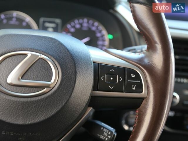 Білий Лексус РХ, об'ємом двигуна 2 л та пробігом 79 тис. км за 33000 $, фото 26 на Automoto.ua