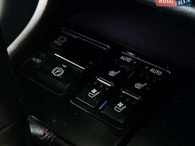 Білий Лексус РХ, об'ємом двигуна 2 л та пробігом 179 тис. км за 29990 $, фото 67 на Automoto.ua