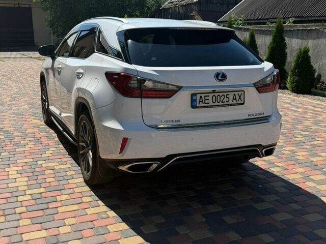 Білий Лексус РХ, об'ємом двигуна 2 л та пробігом 153 тис. км за 35000 $, фото 2 на Automoto.ua