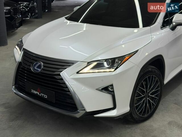 Білий Лексус РХ, об'ємом двигуна 3.46 л та пробігом 106 тис. км за 36900 $, фото 6 на Automoto.ua