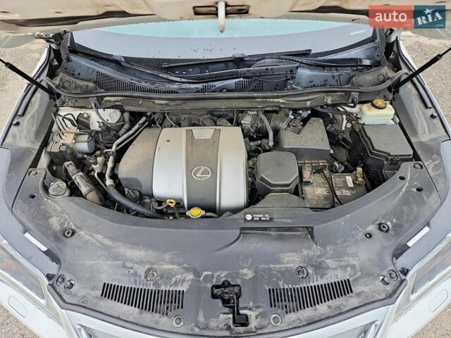 Білий Лексус РХ, об'ємом двигуна 3.46 л та пробігом 150 тис. км за 9500 $, фото 9 на Automoto.ua