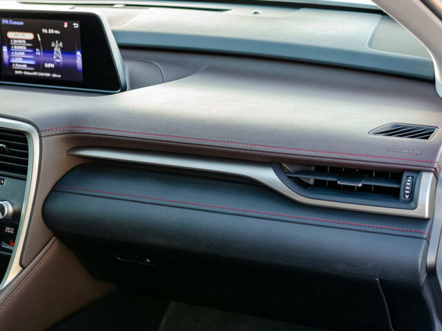 Білий Лексус РХ, об'ємом двигуна 2 л та пробігом 69 тис. км за 34999 $, фото 27 на Automoto.ua