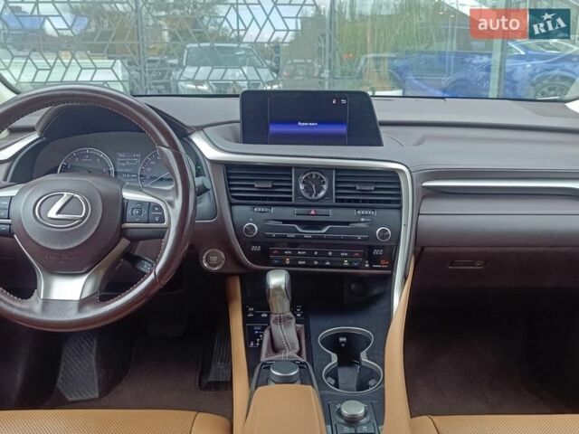 Белый Лексус РХ, объемом двигателя 2 л и пробегом 184 тыс. км за 27877 $, фото 7 на Automoto.ua
