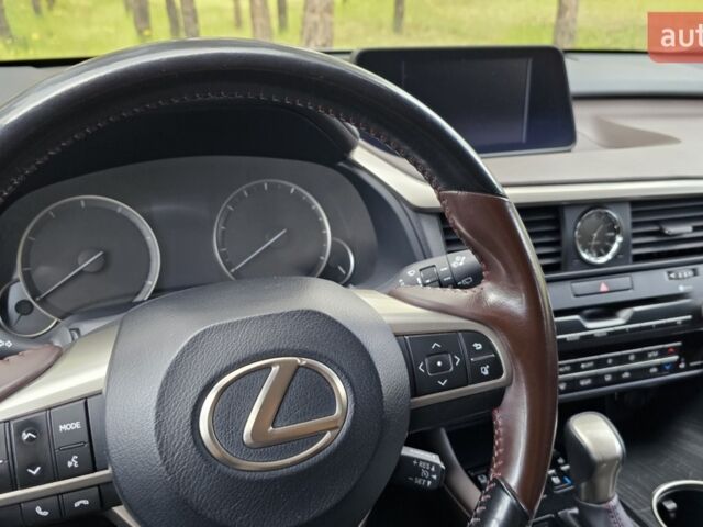 Білий Лексус РХ, об'ємом двигуна 2 л та пробігом 105 тис. км за 35400 $, фото 3 на Automoto.ua