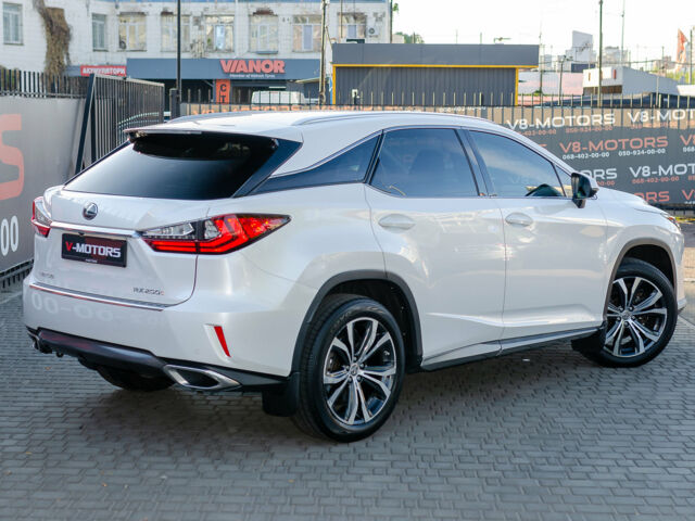 Білий Лексус РХ, об'ємом двигуна 2 л та пробігом 69 тис. км за 34999 $, фото 39 на Automoto.ua