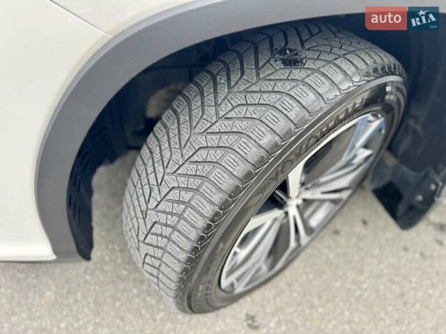 Белый Лексус РХ, объемом двигателя 2 л и пробегом 70 тыс. км за 32900 $, фото 24 на Automoto.ua