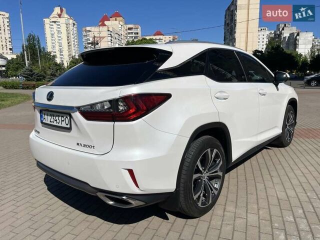 Белый Лексус РХ, объемом двигателя 2 л и пробегом 122 тыс. км за 31000 $, фото 6 на Automoto.ua