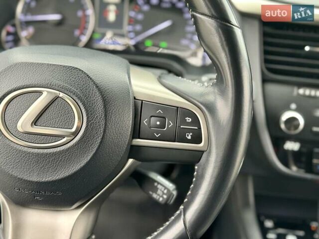 Білий Лексус РХ, об'ємом двигуна 2 л та пробігом 70 тис. км за 32900 $, фото 56 на Automoto.ua