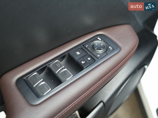 Білий Лексус РХ, об'ємом двигуна 2 л та пробігом 79 тис. км за 33000 $, фото 24 на Automoto.ua