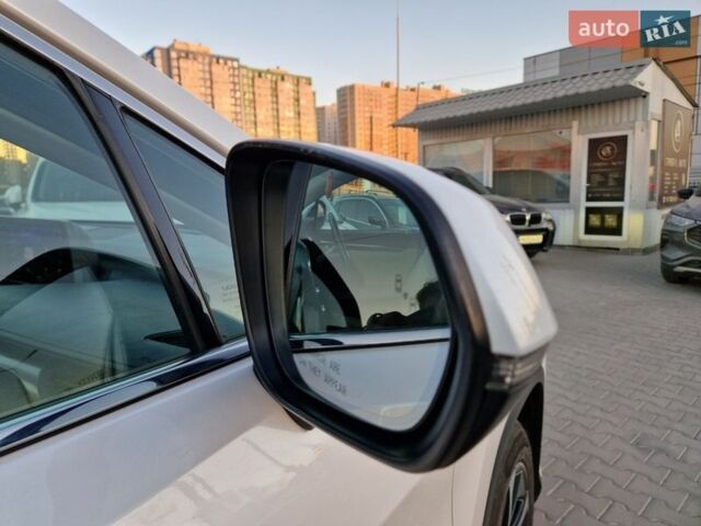 Білий Лексус РХ, об'ємом двигуна 3.46 л та пробігом 158 тис. км за 36900 $, фото 12 на Automoto.ua