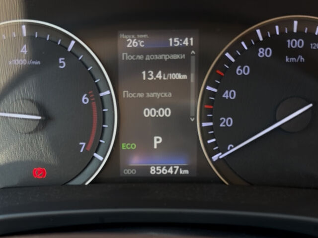 Білий Лексус РХ, об'ємом двигуна 2 л та пробігом 86 тис. км за 31900 $, фото 16 на Automoto.ua