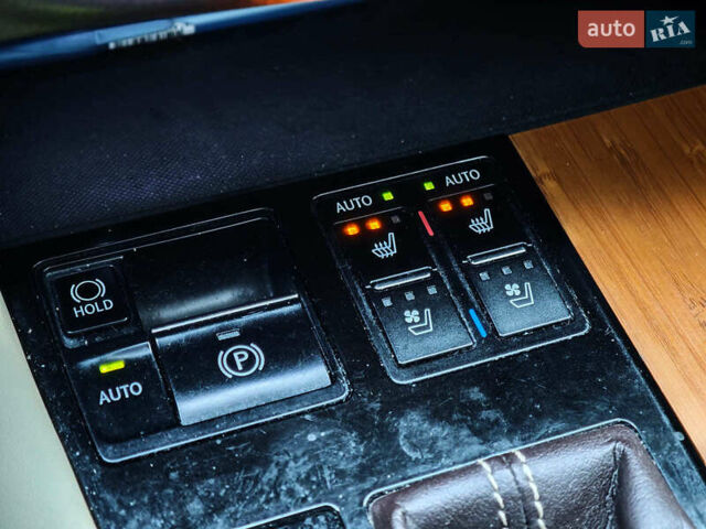 Белый Лексус РХ, объемом двигателя 3.5 л и пробегом 99 тыс. км за 30990 $, фото 31 на Automoto.ua