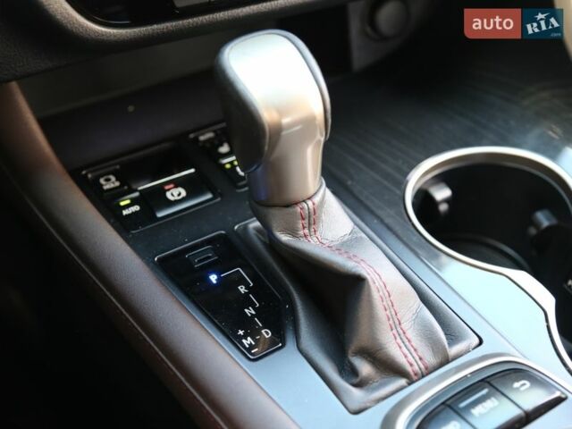 Білий Лексус РХ, об'ємом двигуна 2 л та пробігом 79 тис. км за 33000 $, фото 20 на Automoto.ua