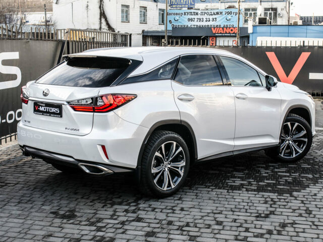 Білий Лексус РХ, об'ємом двигуна 2 л та пробігом 60 тис. км за 45555 $, фото 59 на Automoto.ua
