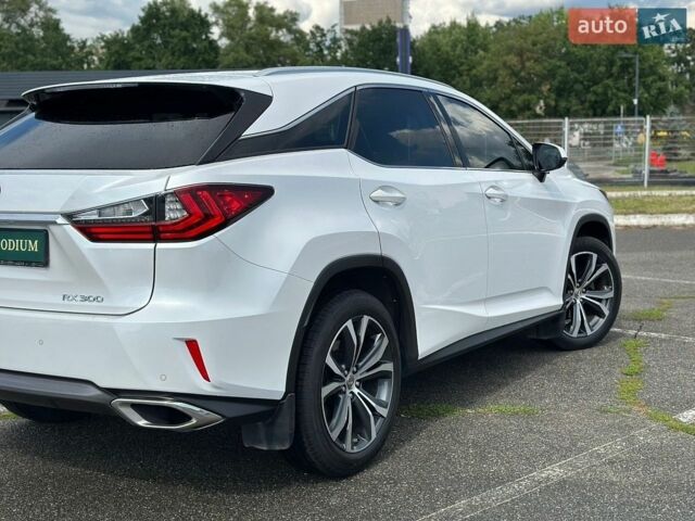 Білий Лексус РХ, об'ємом двигуна 2 л та пробігом 99 тис. км за 30000 $, фото 17 на Automoto.ua