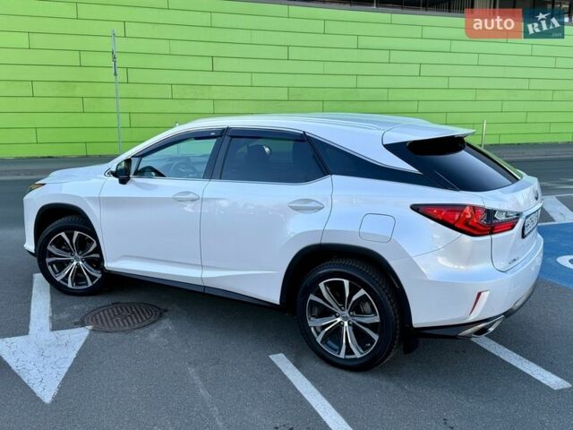 Белый Лексус РХ, объемом двигателя 2 л и пробегом 71 тыс. км за 31900 $, фото 21 на Automoto.ua