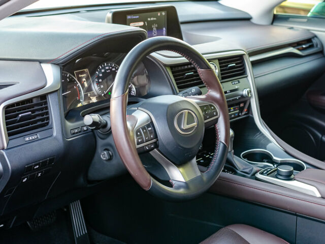 Білий Лексус РХ, об'ємом двигуна 2 л та пробігом 69 тис. км за 34999 $, фото 19 на Automoto.ua