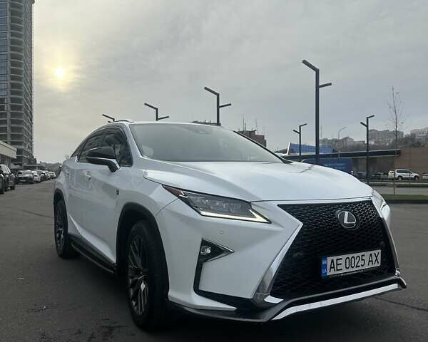 Белый Лексус РХ, объемом двигателя 2 л и пробегом 142 тыс. км за 35500 $, фото 1 на Automoto.ua