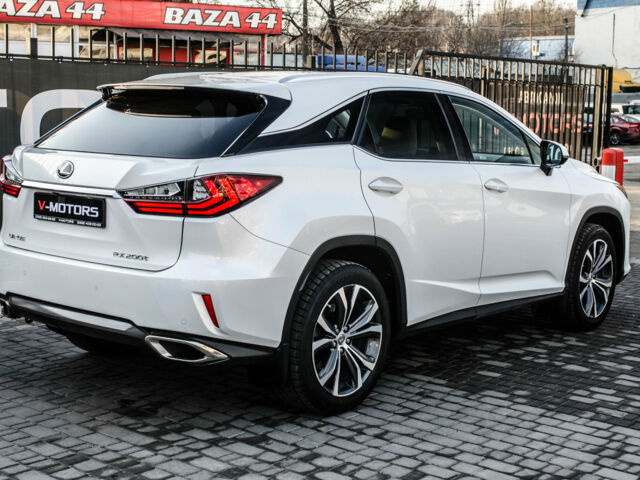 Білий Лексус РХ, об'ємом двигуна 2 л та пробігом 60 тис. км за 45555 $, фото 6 на Automoto.ua