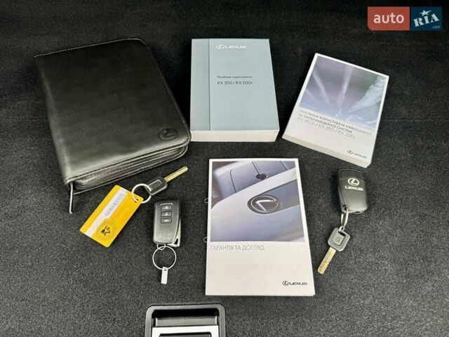 Білий Лексус РХ, об'ємом двигуна 2 л та пробігом 70 тис. км за 32900 $, фото 65 на Automoto.ua