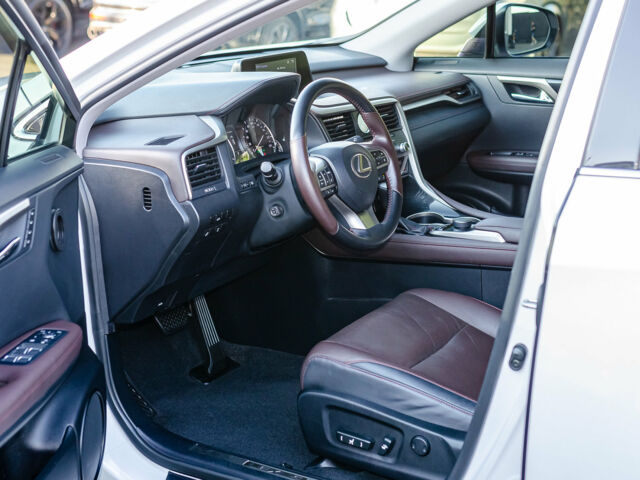 Білий Лексус РХ, об'ємом двигуна 2 л та пробігом 69 тис. км за 34999 $, фото 18 на Automoto.ua