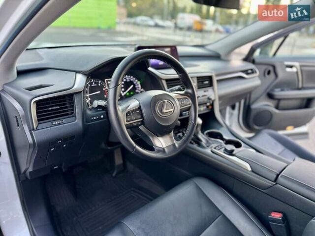 Білий Лексус РХ, об'ємом двигуна 2 л та пробігом 70 тис. км за 32900 $, фото 28 на Automoto.ua