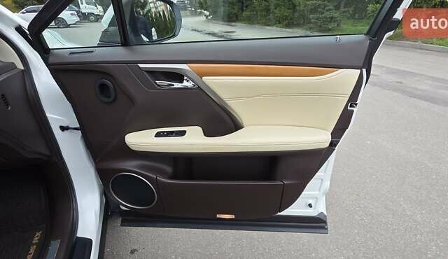 Білий Лексус РХ, об'ємом двигуна 3.46 л та пробігом 130 тис. км за 34500 $, фото 85 на Automoto.ua