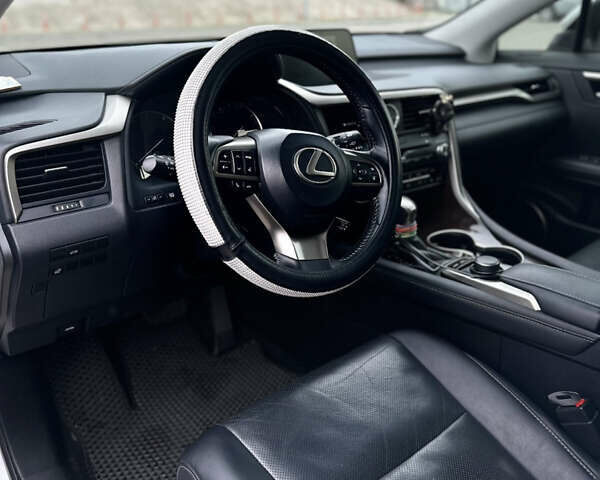 Білий Лексус РХ, об'ємом двигуна 3.46 л та пробігом 163 тис. км за 27000 $, фото 14 на Automoto.ua