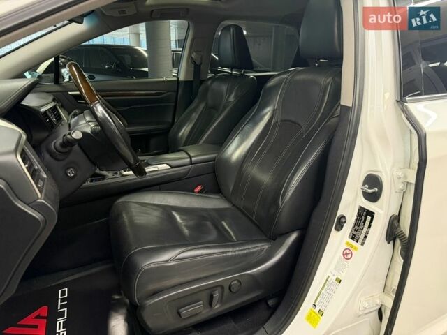 Білий Лексус РХ, об'ємом двигуна 3.46 л та пробігом 106 тис. км за 36900 $, фото 21 на Automoto.ua