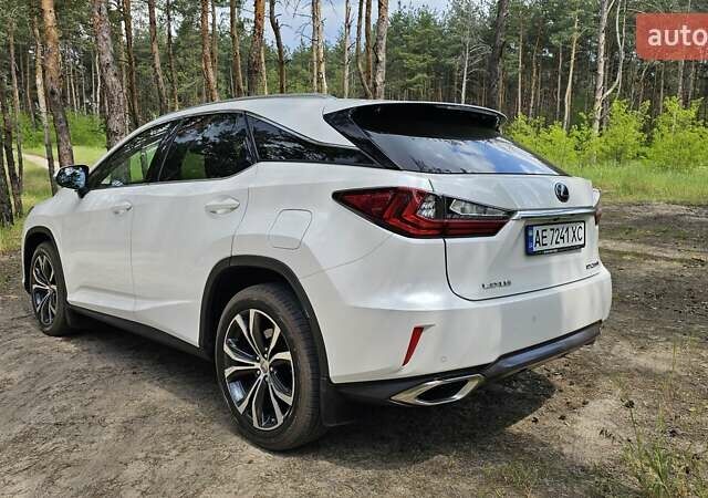 Белый Лексус РХ, объемом двигателя 2 л и пробегом 105 тыс. км за 35400 $, фото 7 на Automoto.ua