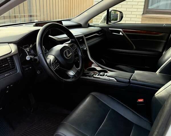 Білий Лексус РХ, об'ємом двигуна 3.46 л та пробігом 180 тис. км за 27000 $, фото 26 на Automoto.ua