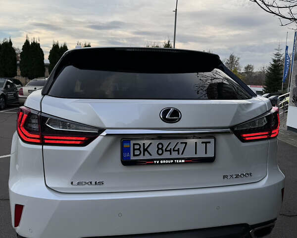 Білий Лексус РХ, об'ємом двигуна 2 л та пробігом 179 тис. км за 29990 $, фото 8 на Automoto.ua
