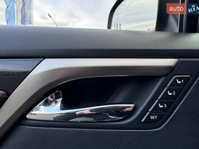 Білий Лексус РХ, об'ємом двигуна 2 л та пробігом 179 тис. км за 29990 $, фото 55 на Automoto.ua